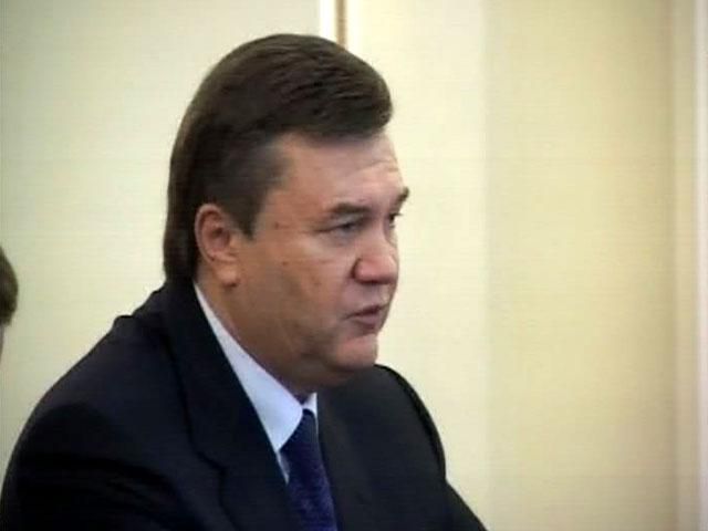Янукович візьме участь у відкритті Олімпіади у Сочі та зустрінеться з Путіним