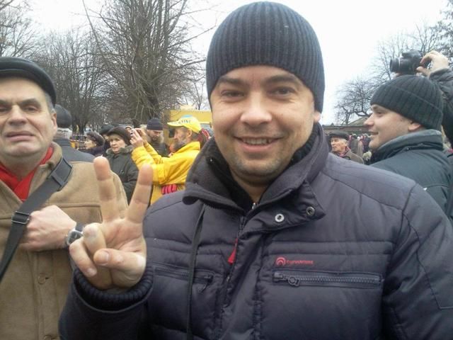 У Харкові активісту спалили гараж У Харкові активісту спалили гараж