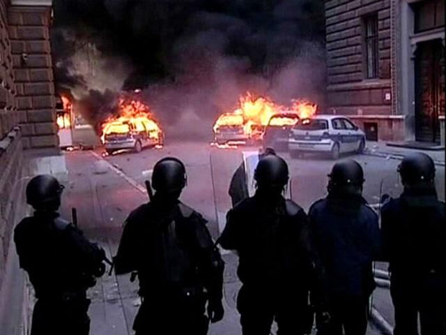 Вследствии протестов в Сараево пострадали более 200 человек Вследствии протестов в Сараево пострадали более 200 человек