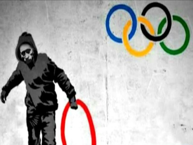 Російські ЗМІ не показали казусу з олімпійськими кільцями, замінивши відео з репетиції Російські ЗМІ не показали казусу з олімпійськими кільцями, замінивши відео з репетиції