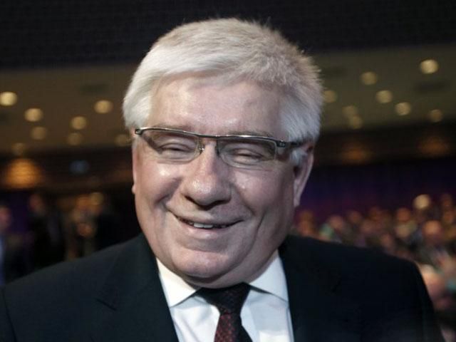 Конституцію не можна міняти під особисті цілі опозиціонерів, — Чечетов Конституцію не можна міняти під особисті цілі опозиціонерів, — Чечетов