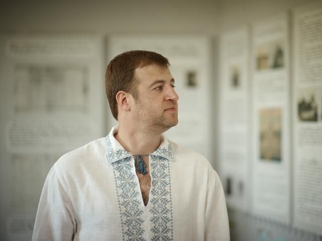 На Рівненщині спалили авто екс-зятя Ющенка На Рівненщині спалили авто екс-зятя Ющенка