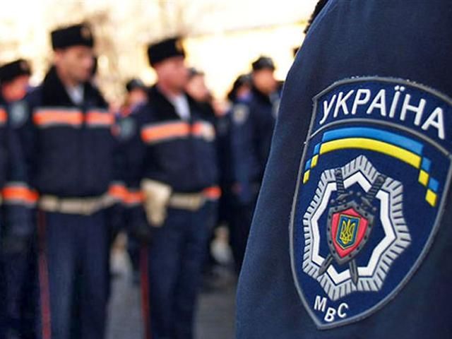В Киеве милиционеры задержали 4 мужчин, уверены, это - майдановцы, совершившие самосуд