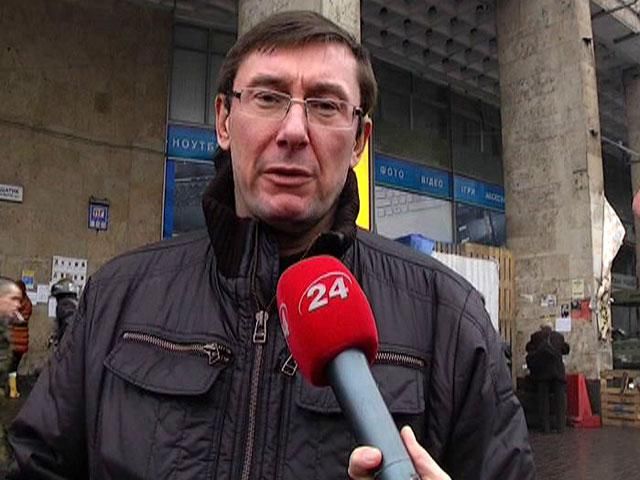 Я против попыток партийных лидеров "приватизировать" самообороновцев, — Луценко