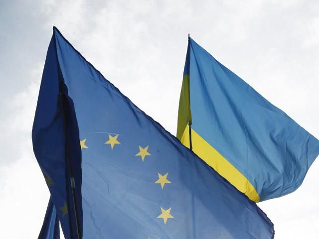 Европа обещает Украине деньги в случае проведения реформ новым правительством