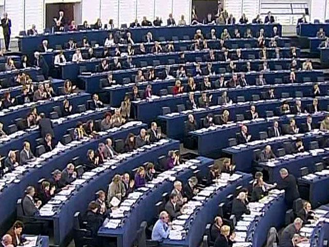 Рада ЄС вирішила не вводити санкцій щодо українських чиновників
