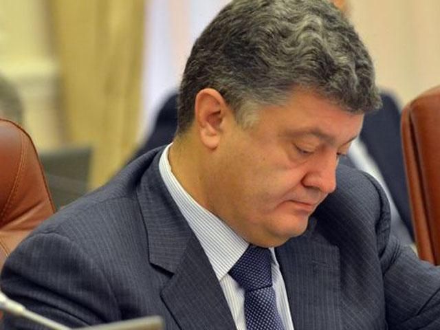 Каждый час госдолг растет более чем на миллион долларов, - Порошенко Каждый час госдолг растет более чем на миллион долларов, - Порошенко