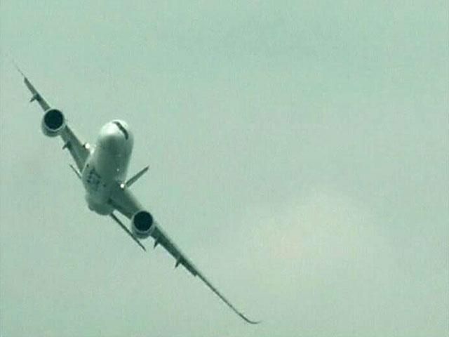 В Сингапуре началось самое масштабное в Азии авиашоу В Сингапуре началось самое масштабное в Азии авиашоу