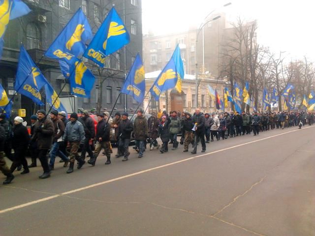 Майдан пошел пикетировать ГПУ  (Фото)