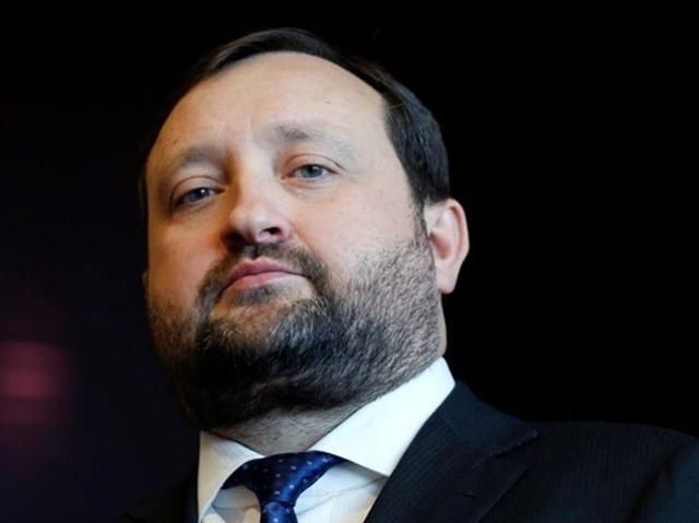 Арбузов озвучил универсальный список реформ Арбузов озвучил универсальный список реформ