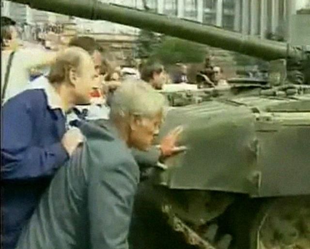 Августовский путч 1991 - последний гвоздь в гроб СССР Августовский путч 1991 - последний гвоздь в гроб СССР