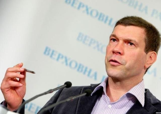 Царьов просить виділити на потреби внутрішніх військ майже мільярд гривень Царьов просить виділити на потреби внутрішніх військ майже мільярд гривень