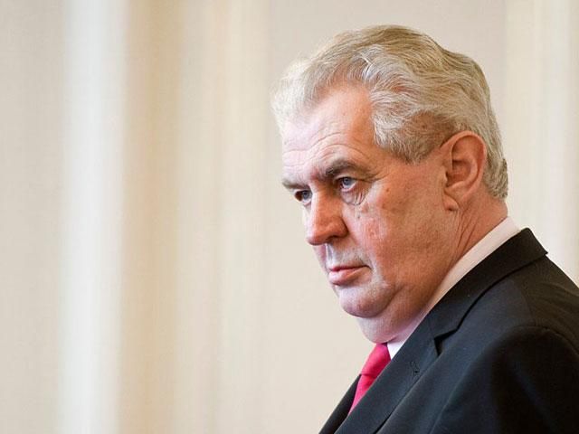 Чехи попросили свого президента не запрошувати Януковича Чехи попросили свого президента не запрошувати Януковича