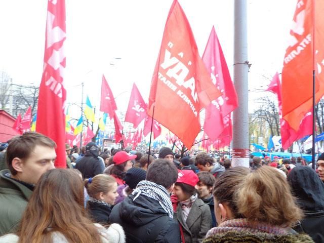 Сегодня в Киеве пройдет шествие в поддержку забастовки