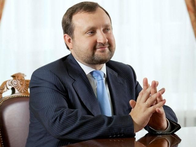 Луценко каже, що влада готує голосування за прем'єрство Арбузова Луценко каже, що влада готує голосування за прем'єрство Арбузова