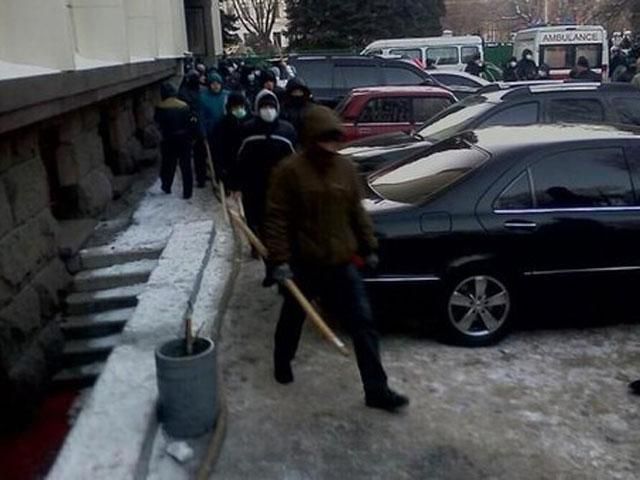 В міліції розповіли, скільки “тітушок” є на Дніпропетровщині