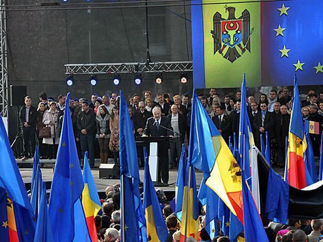 В Европарламенте согласились на отмену визового режима для Молдовы