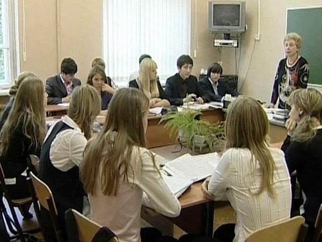 Російські депутати хочуть скоротити шкільні заняття через Олімпіаду Російські депутати хочуть скоротити шкільні заняття через Олімпіаду