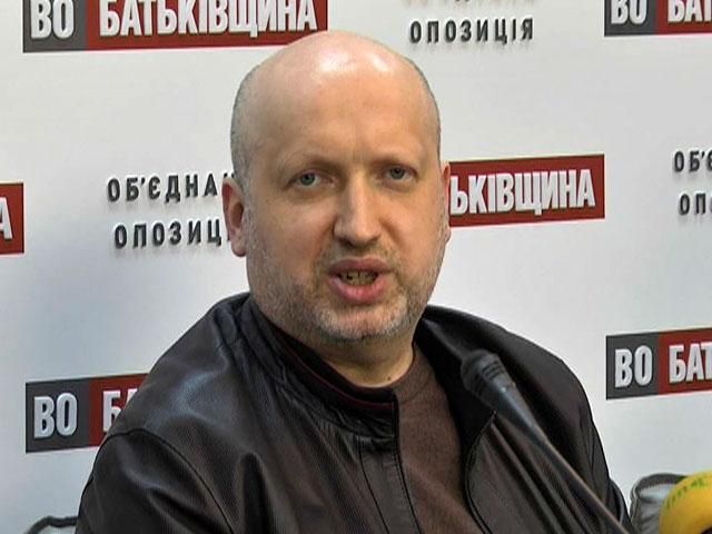 Если ПР не проголосует за Конституцию-2004, вопрос решит улица, - Турчинов Если ПР не проголосует за Конституцию-2004, вопрос решит улица, - Турчинов