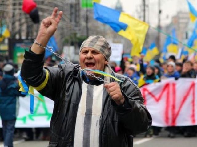 Власть может снова нахватать на улице людей и сделать их заложниками, - Балога Власть может снова нахватать на улице людей и сделать их заложниками, - Балога