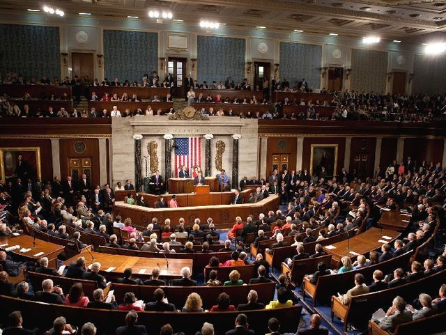 В сенате США появился проект резолюции по Украине с призывом целевых санкций В сенате США появился проект резолюции по Украине с призывом целевых санкций