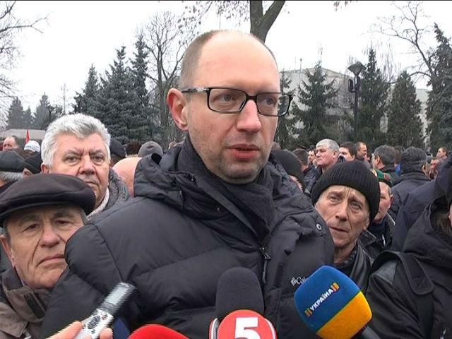 Дом профсоюзов, Украинский дом и Октябрьский дворец активисты не будут освобождать Дом профсоюзов, Украинский дом и Октябрьский дворец активисты не будут освобождать