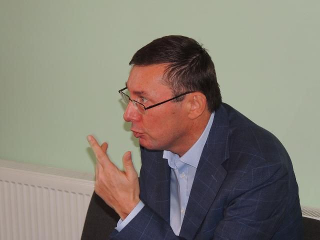 Тезисы Майдана абсолютно приемлемы для Восточной Украины, - Луценко Тезисы Майдана абсолютно приемлемы для Восточной Украины, - Луценко