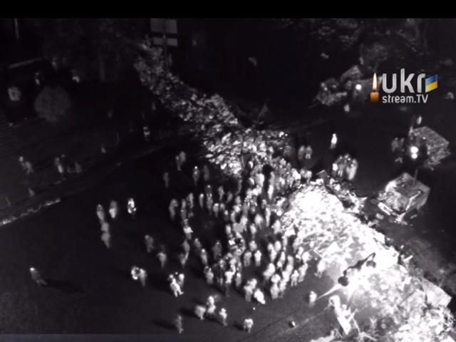 На Грушевского откроют проезд для машин (Фото) На Грушевского откроют проезд для машин (Фото)