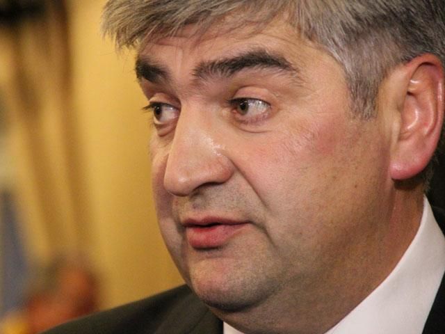 Сало зашел на свое рабочее место во Львовской ОГА: здание разблокировано Сало зашел на свое рабочее место во Львовской ОГА: здание разблокировано