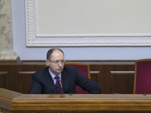 Яценюк рассказал, почему оппозиция блокирует Раду