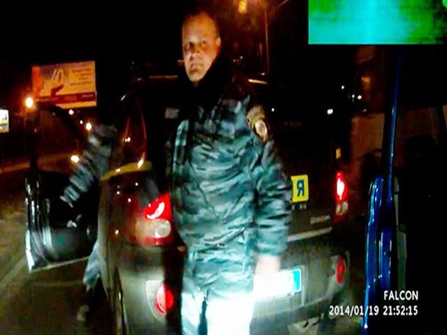 Активісти знайшли "беркутівця", який трощив машину автомайданівця (Фото. Відео)