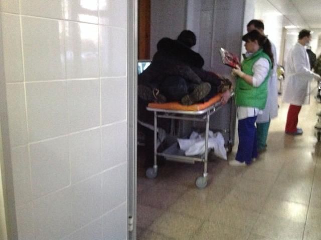 Геращенко каже, що в лікарні близько ста поранених (Фото) - 18 лютого 2014 - Телеканал новин 24