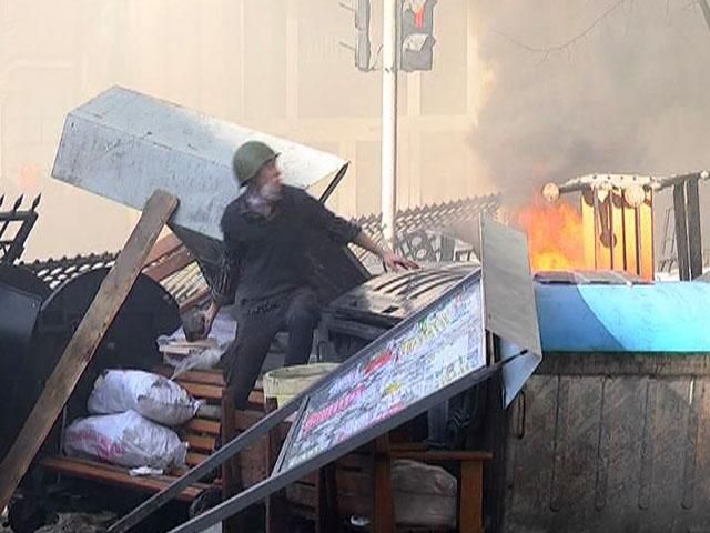 Головні бої розгорнулись на перетині вулиць Шовковичної та Інститутської Головні бої розгорнулись на перетині вулиць Шовковичної та Інститутської