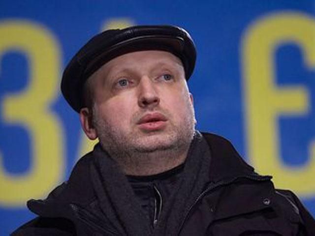 Турчинова ранили на сцене Майдана