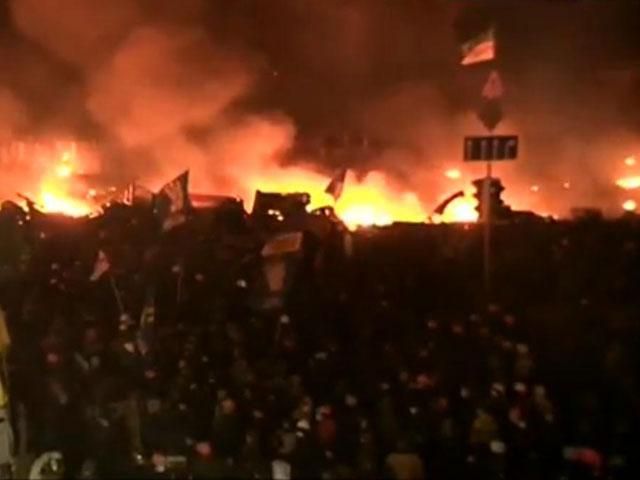 На Майдане начались противостояния На Майдане начались противостояния
