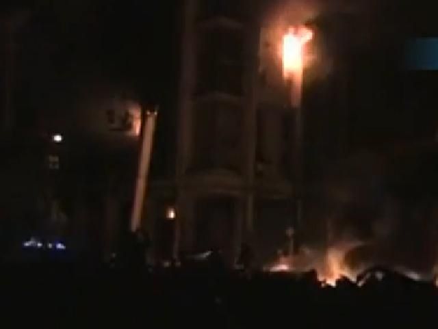 Из Дома профсоюзов эвакуировали четырех человек Из Дома профсоюзов эвакуировали четырех человек