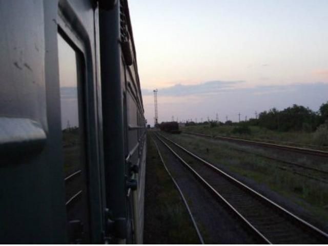 Потяги Львів-Київ та Івано-Франківськ-Київ затримали через "замінування" Потяги Львів-Київ та Івано-Франківськ-Київ затримали через "замінування"