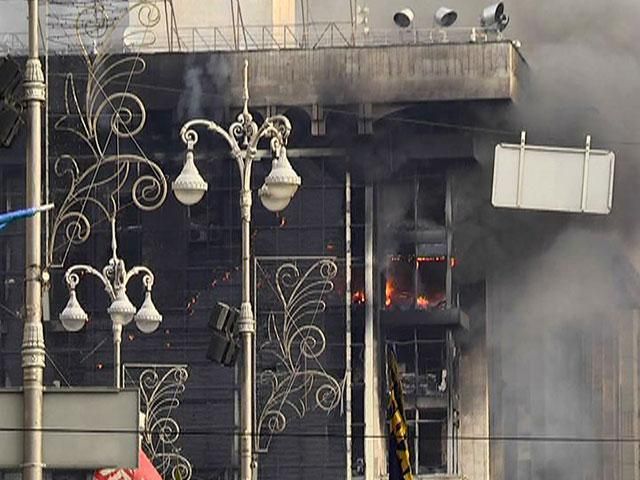 Через пожежу у Будинку профспілок — проблеми зі зв'язком у центрі Києва