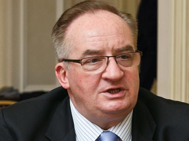 Украинская власть ведет войну против собственного народа, - евродепутат Украинская власть ведет войну против собственного народа, - евродепутат