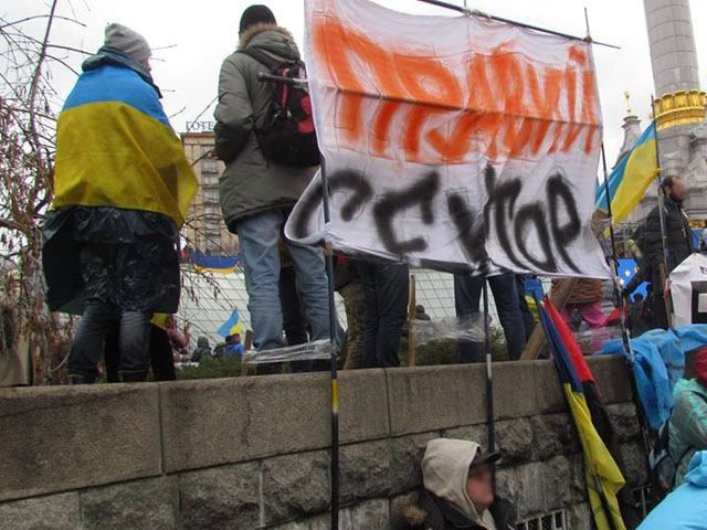 "Правый сектор" и Самооборона отрицают свою причастность к мародерства во Львове