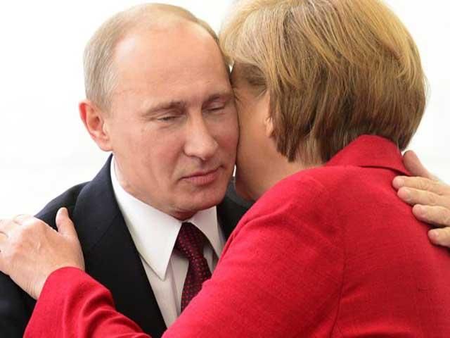 ЄС буде підтримувати тісний контакт з Росією у зв’язку з подіями в Україні, — Меркель
