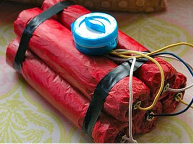 ЄС призупиняє експорт водометів та вибухівки в Україну ЄС призупиняє експорт водометів та вибухівки в Україну