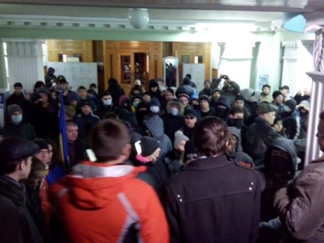 Активісти зайняли приміщення Полтавської міськради, — УДАРівець
