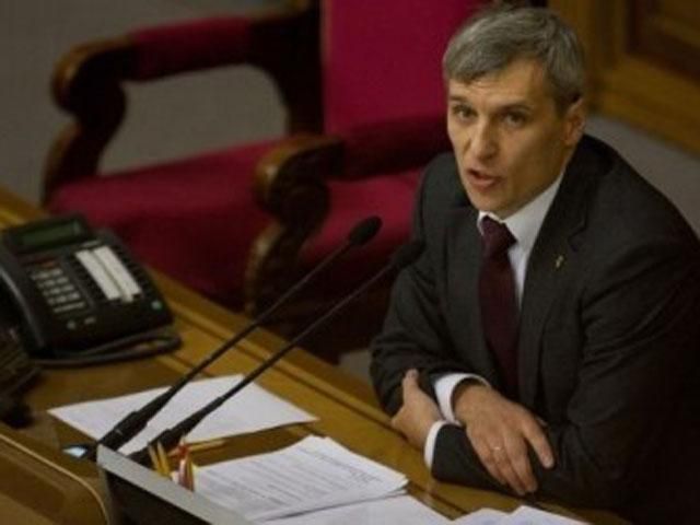 У Раді 239 депутатів, голосуватимуть за постанову про відведення військ У Раді 239 депутатів, голосуватимуть за постанову про відведення військ