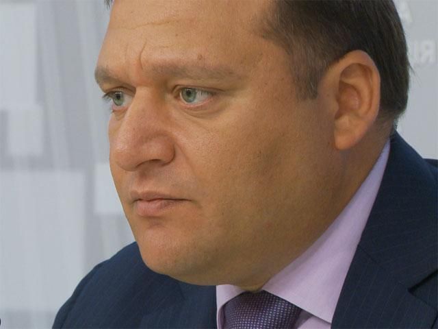 Добкин приказал "своим людям" возвращаться из Киева в Харьков Добкин приказал "своим людям" возвращаться из Киева в Харьков