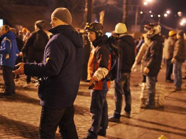 Возле КГГА сгорела палатка с имуществом активистов Возле КГГА сгорела палатка с имуществом активистов