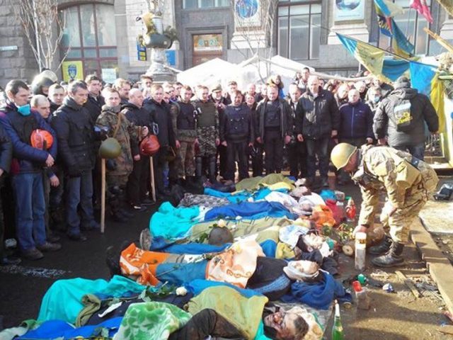 Евромайдан борется 3 месяца: от мирного протеста до десятков погибших (Фото) Евромайдан борется 3 месяца: от мирного протеста до десятков погибших (Фото)