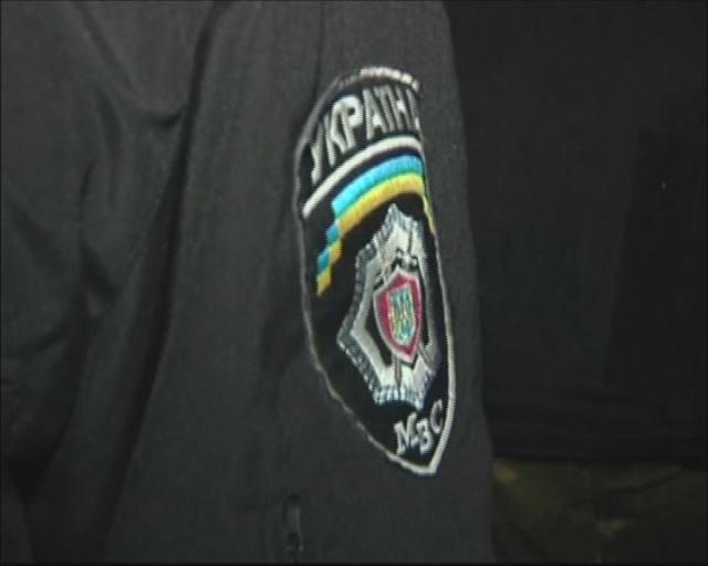 В части областей военные сдают амуницию активистам В части областей военные сдают амуницию активистам