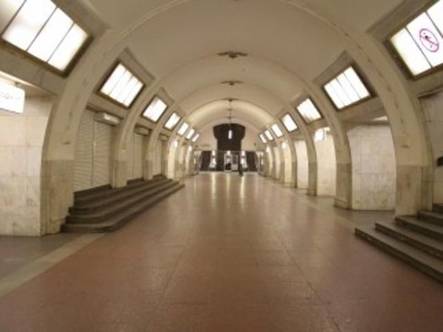 Київське метро відновило роботу. Не працюють 2 станції