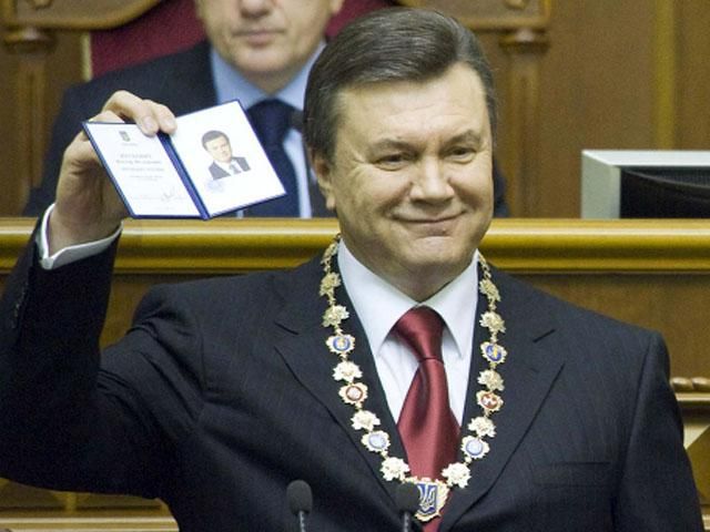 Янукович инициировал досрочные выборы
